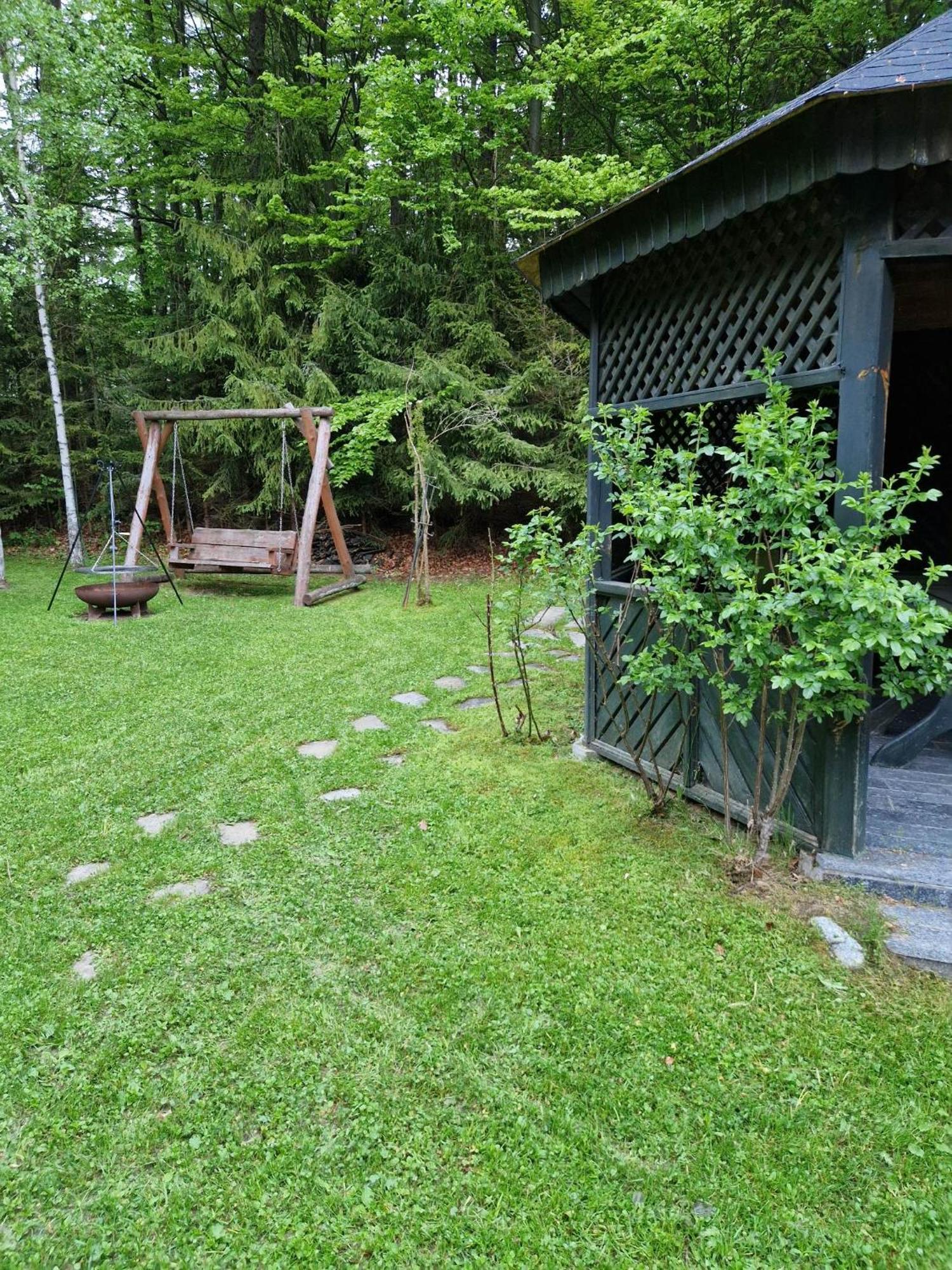 Villa Falsztyn Holiday Home Exterior photo