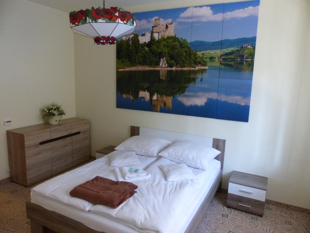 Villa Falsztyn Holiday Home Exterior photo